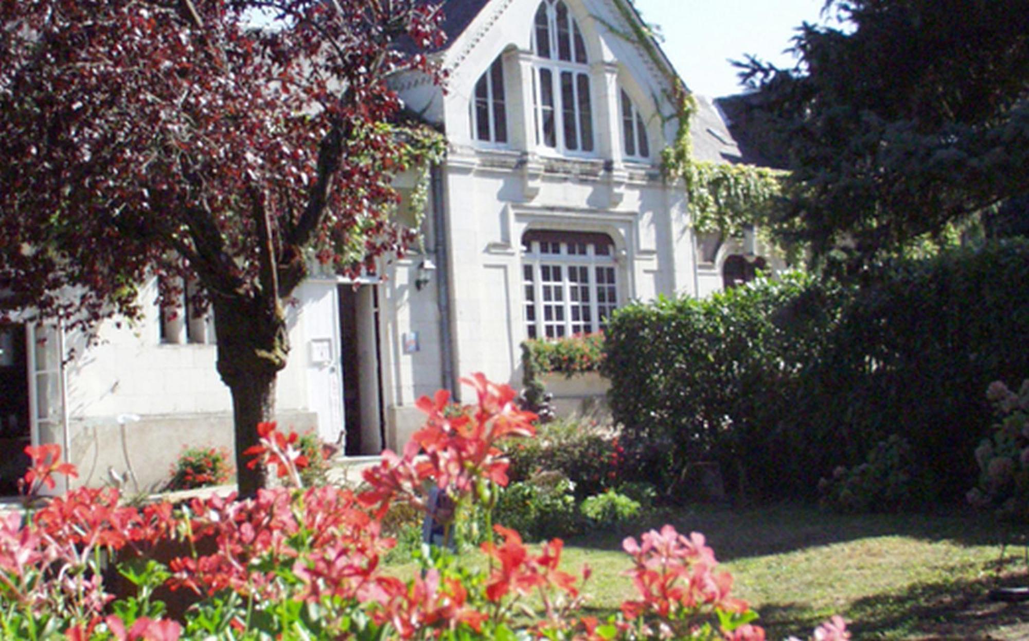 Domaine De L'Oie Rouge Bed & Breakfast Les Rosiers-sur-Loire Exterior photo